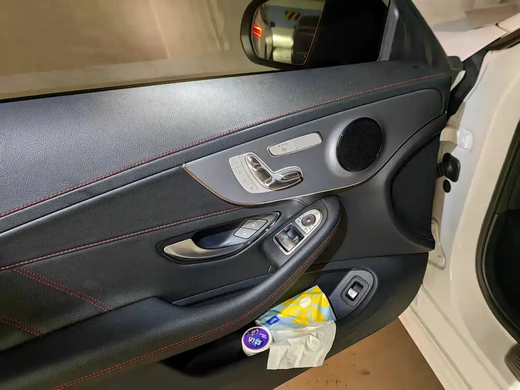 Mercedes-Benz C-Class 2023 — фото 10