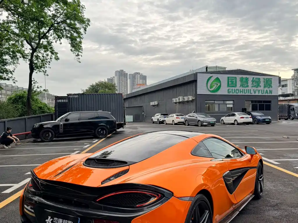 McLaren 570 2017 — фото 11