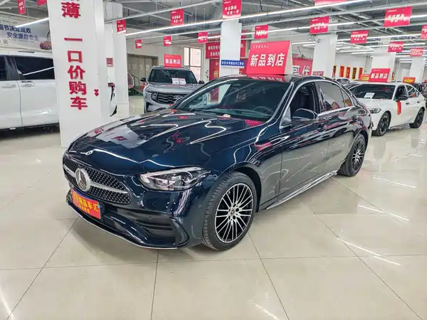 Mercedes-Benz C-Class 2024