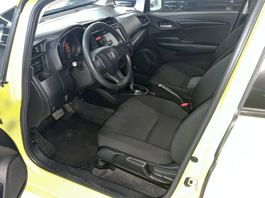 Honda Fit 2016 — фото 11