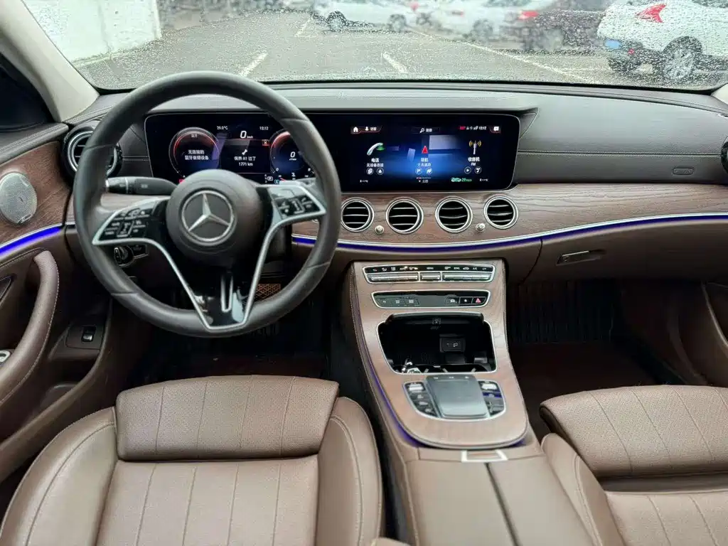 Mercedes-Benz E-Class 2023