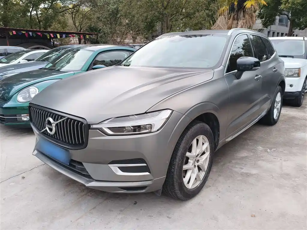Volvo XC60 2019 — фото 2