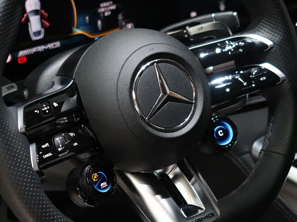 Mercedes-Benz AMG GT 2023 — фото 11