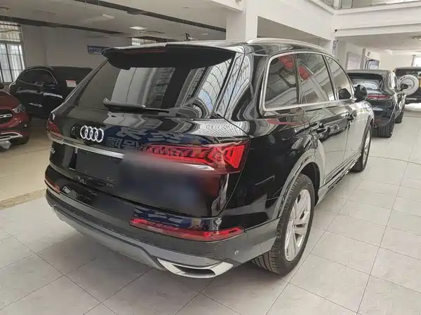 Audi Q7 2023