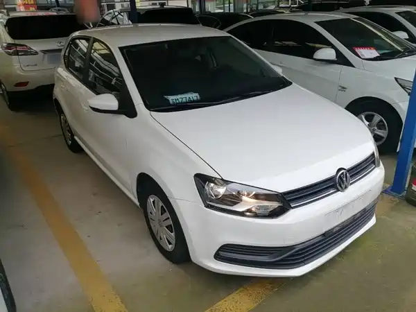 Volkswagen Polo 2016