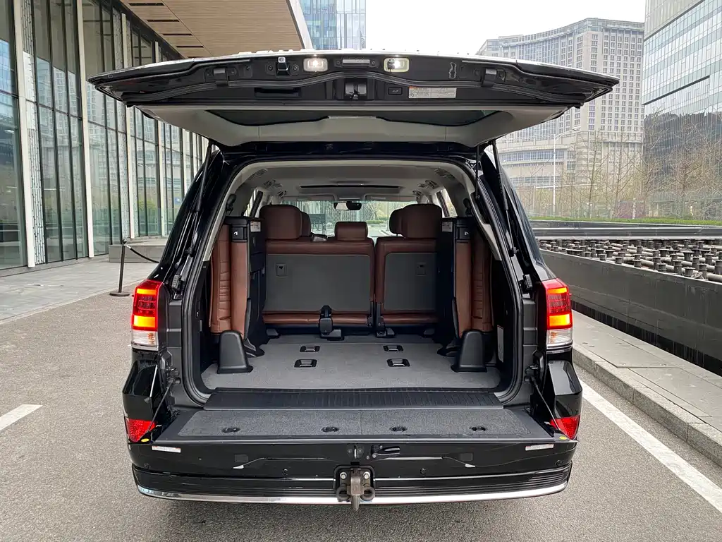 Toyota Land Cruiser 2019 — фото 23