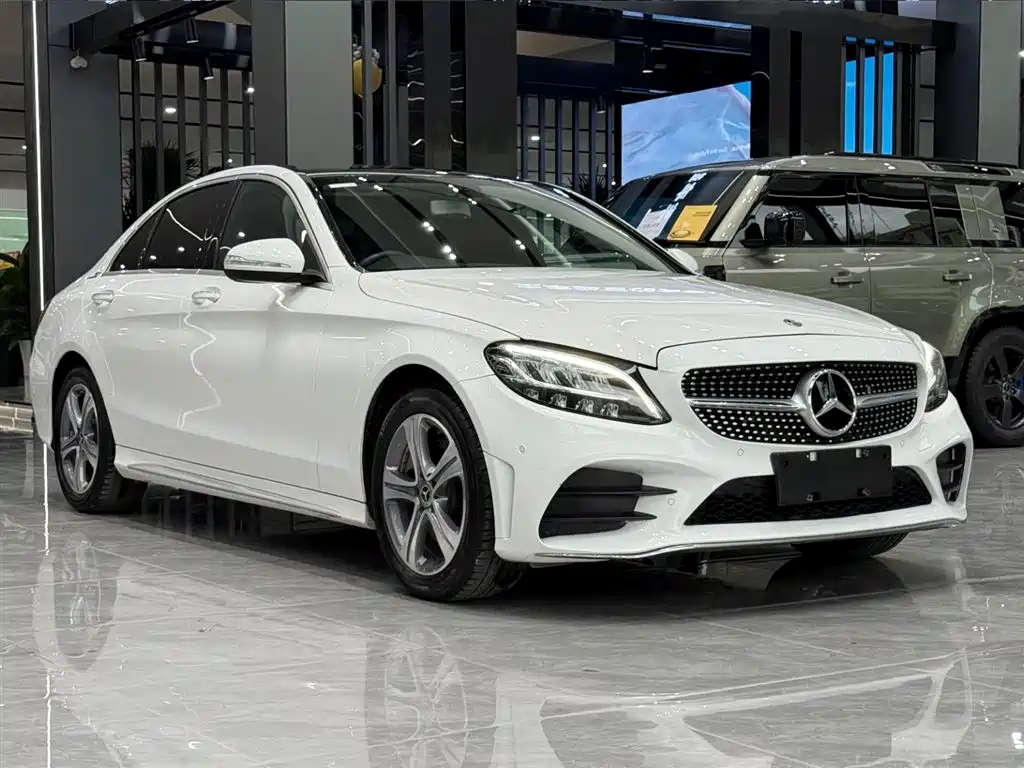 Mercedes-Benz C-Class 2018