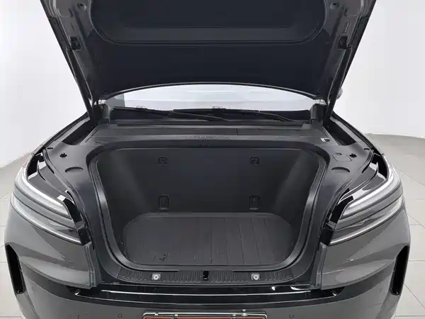 Onvo L90 2025