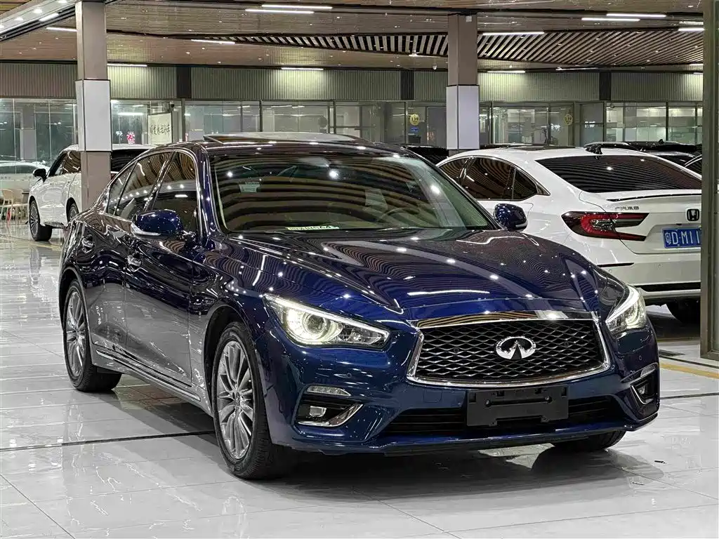 Infiniti Q50L 2018 — фото 3