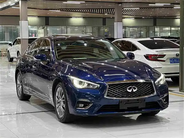 Infiniti Q50L 2018