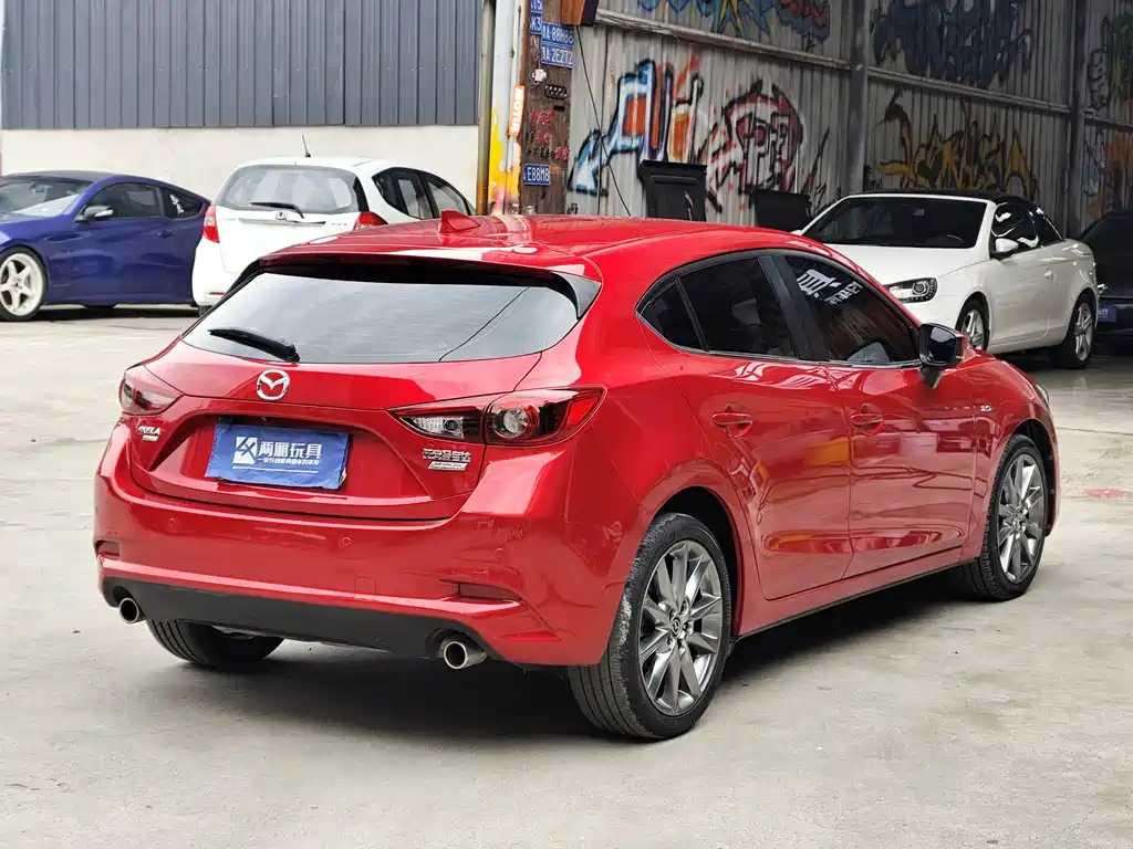 Mazda 3 Axela 2018 — фото 9