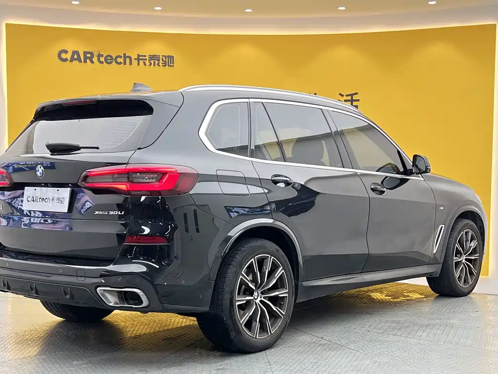 BMW X5 2022 — фото 31