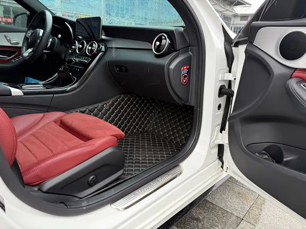 Mercedes-Benz C-Class 2020
