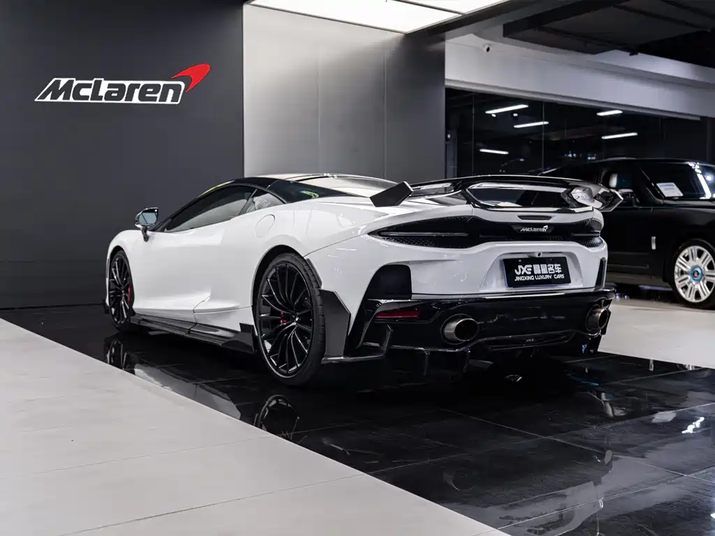 McLaren GT 2023 — фото 15