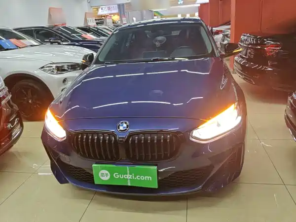 BMW 1 Series 2021