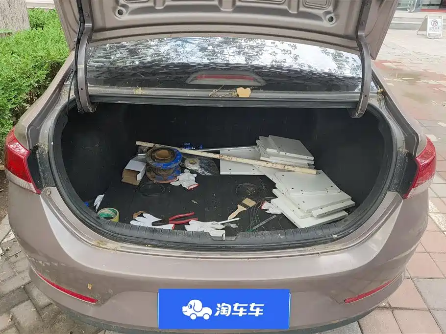 Hyundai Verna 2017 — фото 4