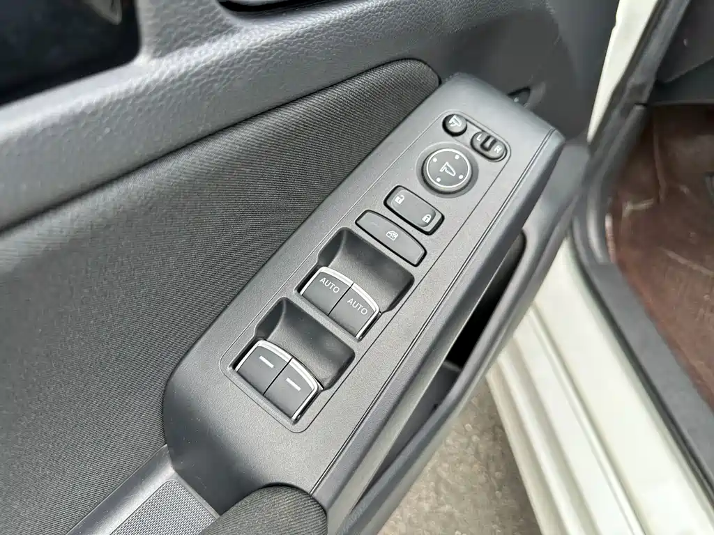 Honda Civic 2022 — фото 10