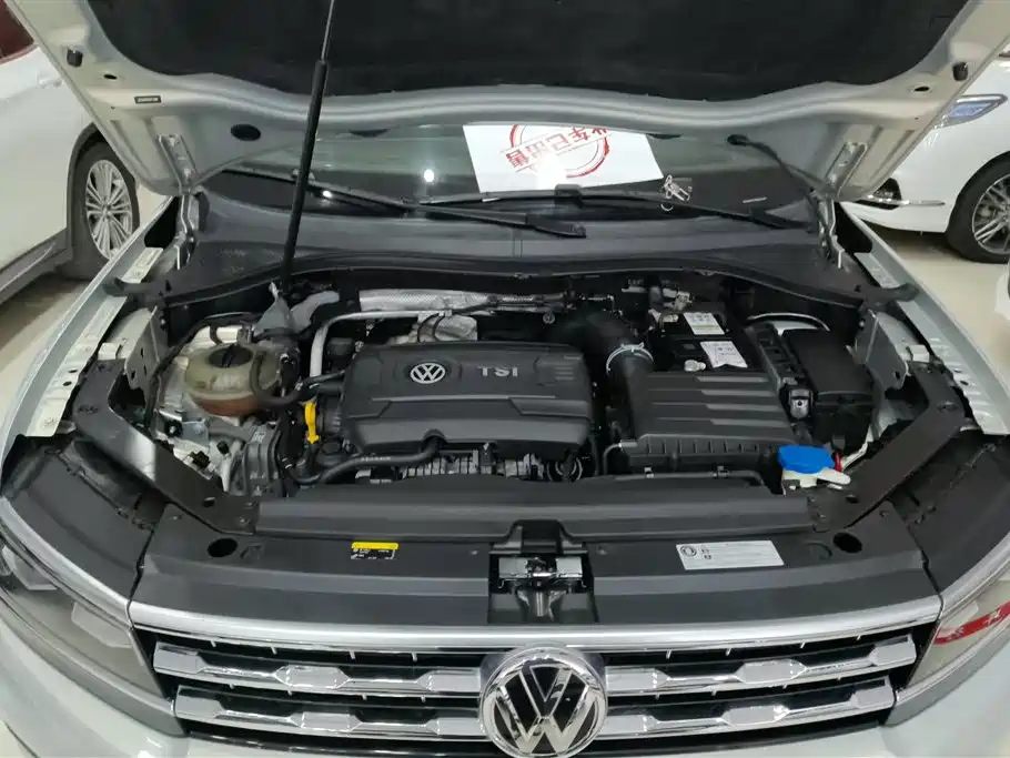 Volkswagen Tiguan L 2019 — фото 10