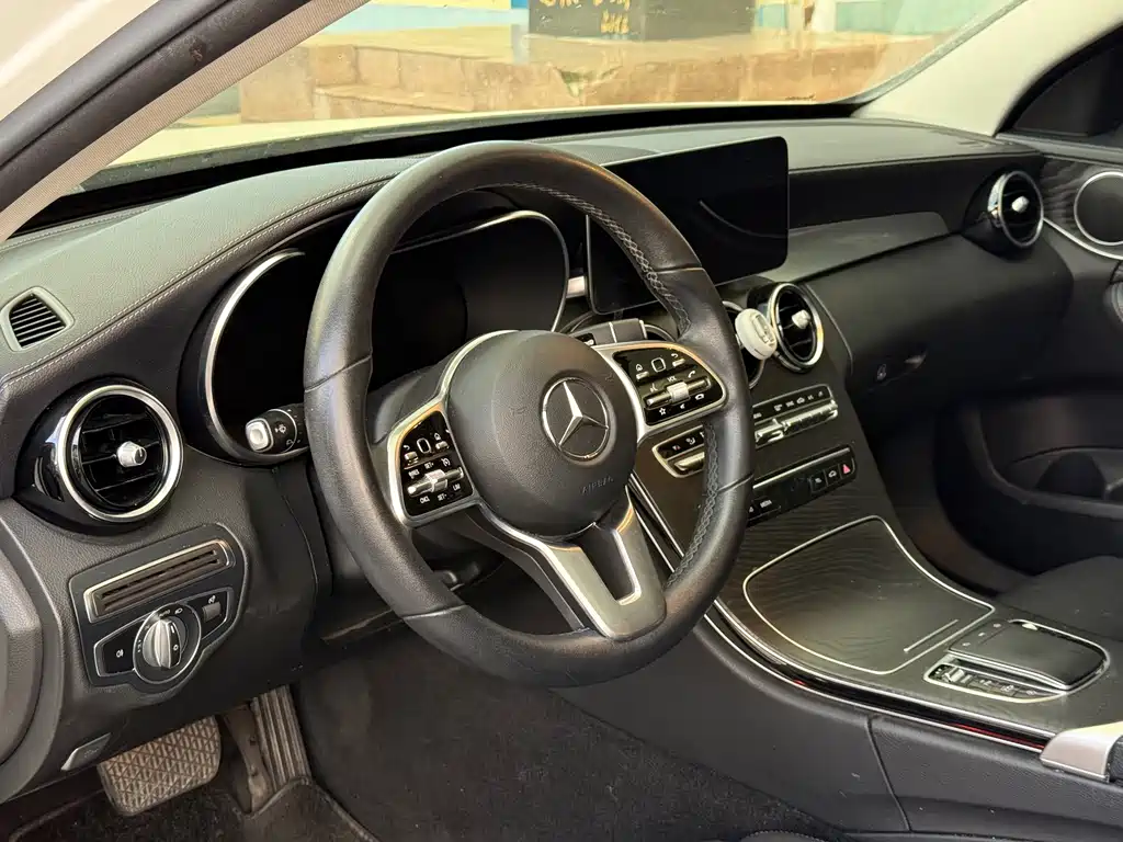Mercedes-Benz C-Class 2019 — фото 5