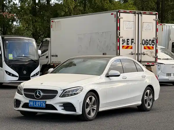 Mercedes-Benz C-Class 2019