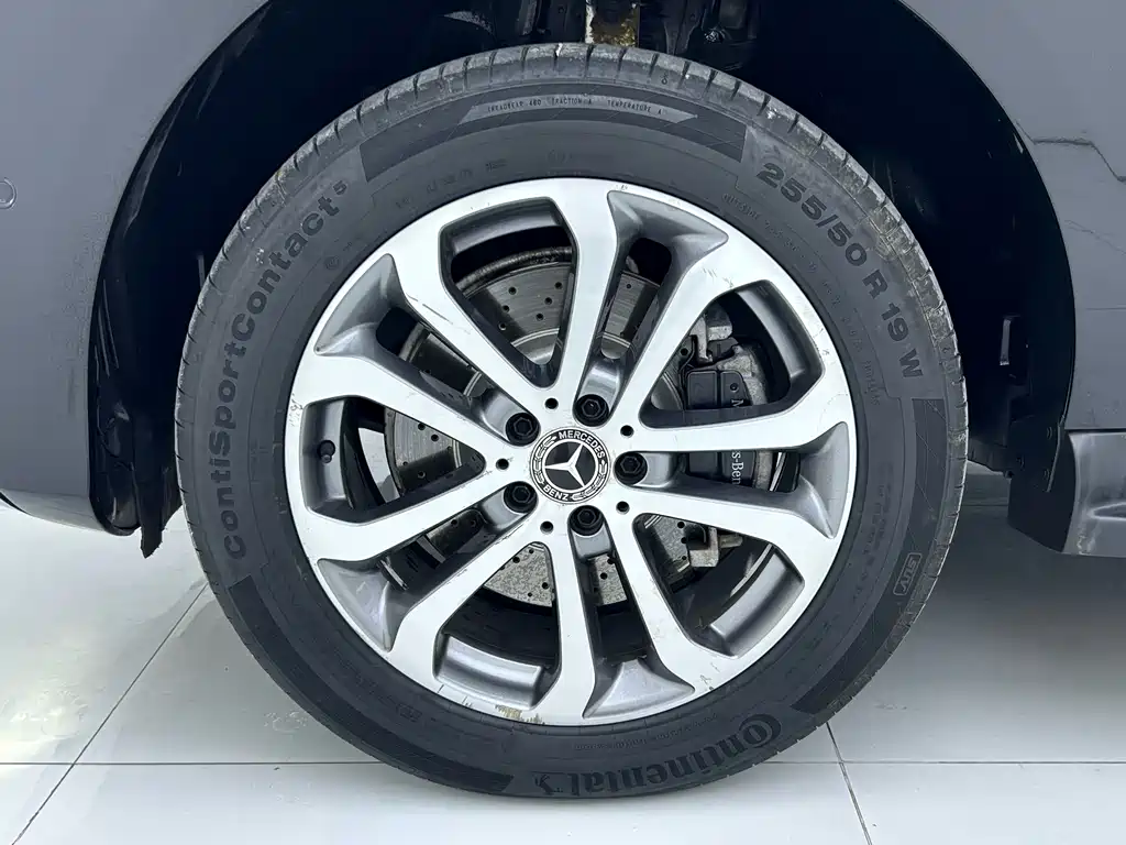 Mercedes-Benz GLE 2017 — фото 24