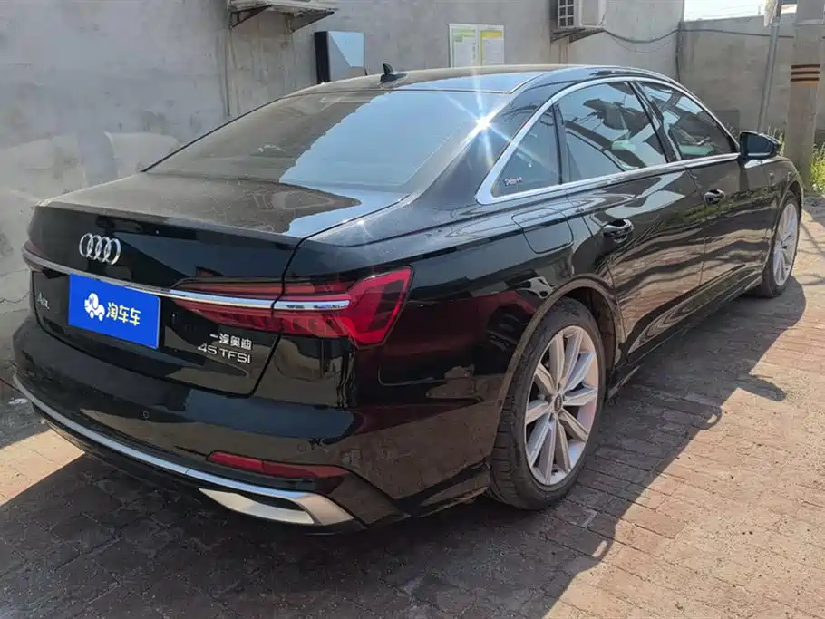 Audi A6L 2023
