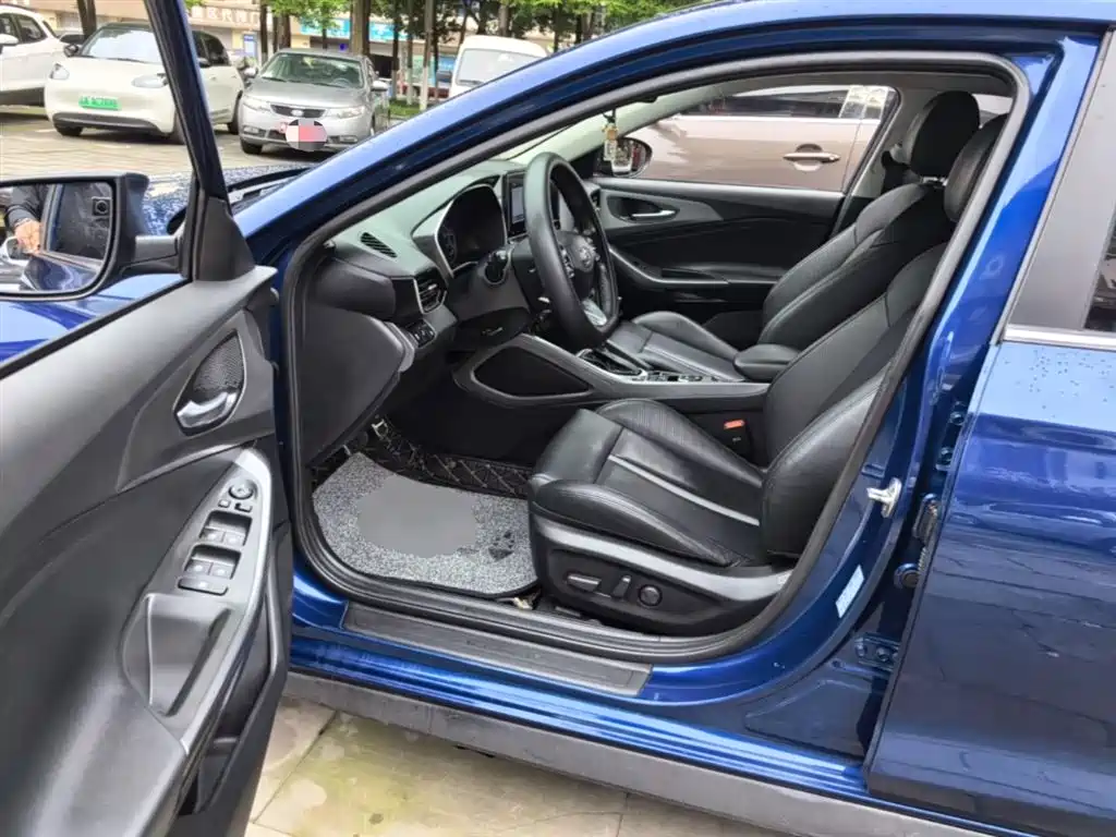 Hyundai Fista 2020 — фото 16