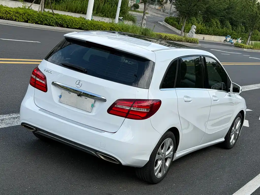 Mercedes-Benz B-Class 2016