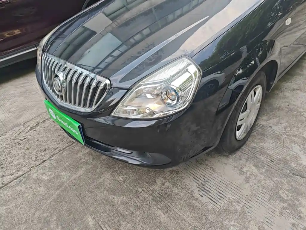 Buick Excelle 2015 — фото 24