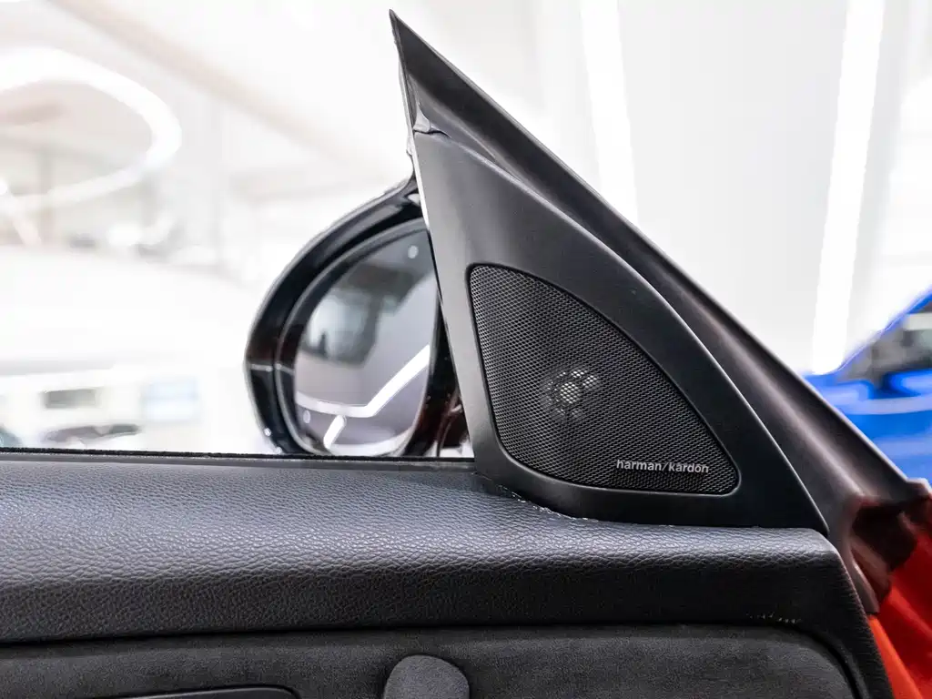 BMW 1 Series M 2018 — фото 15