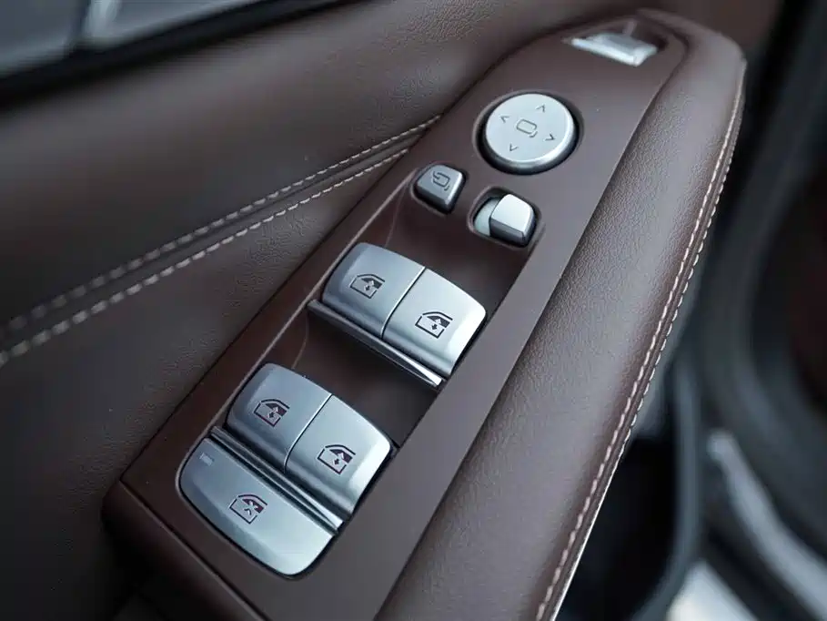 BMW X5 2024 — фото 11