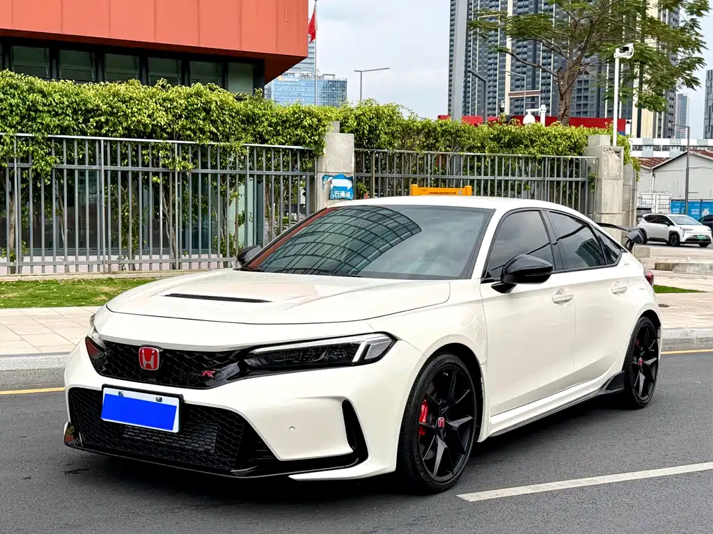 Honda Civic 2025 — фото 1