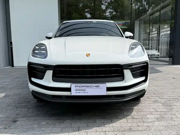 Porsche Macan 2023