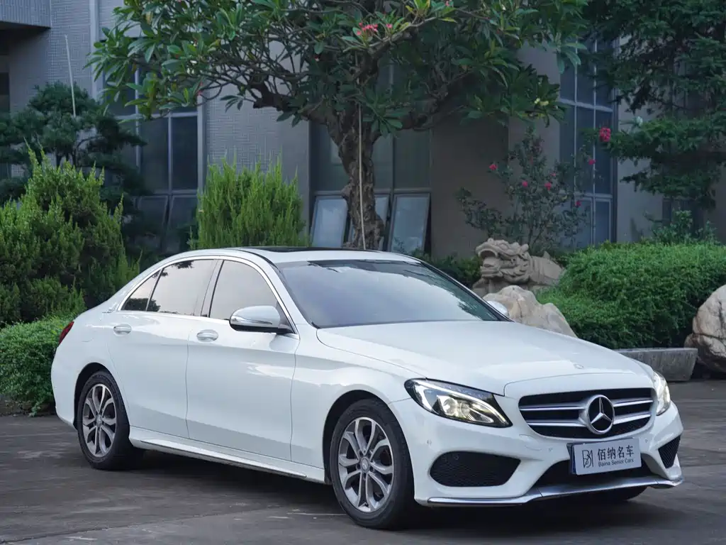 Mercedes-Benz C-Class 2017