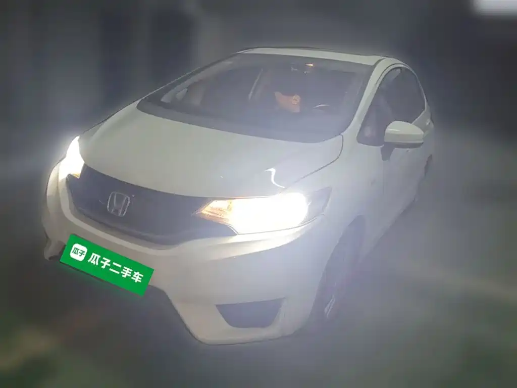 Honda Fit 2018 — фото 2