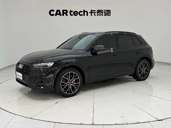 Audi SQ5 2022