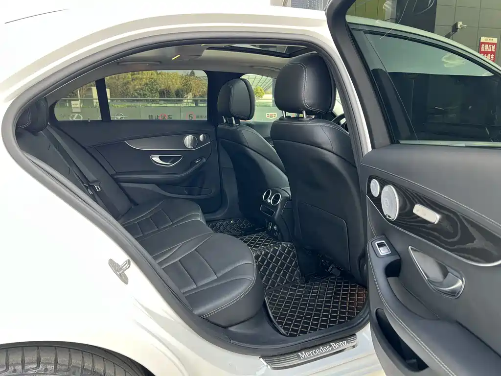 Mercedes-Benz C-Class 2021 — фото 25