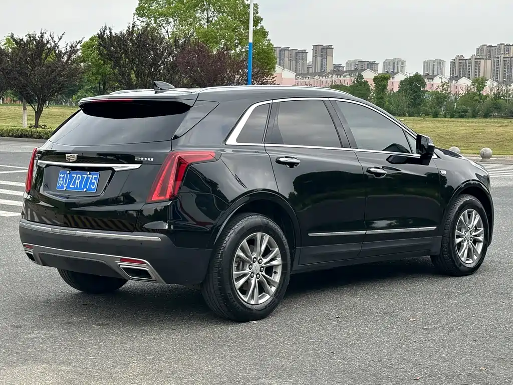 Cadillac XT5 2020 — фото 5