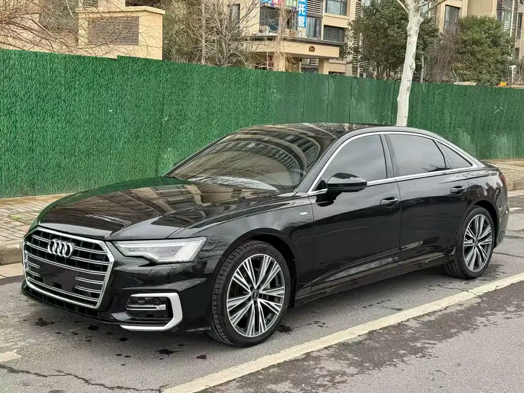 Audi A6L 2023 — фото 1