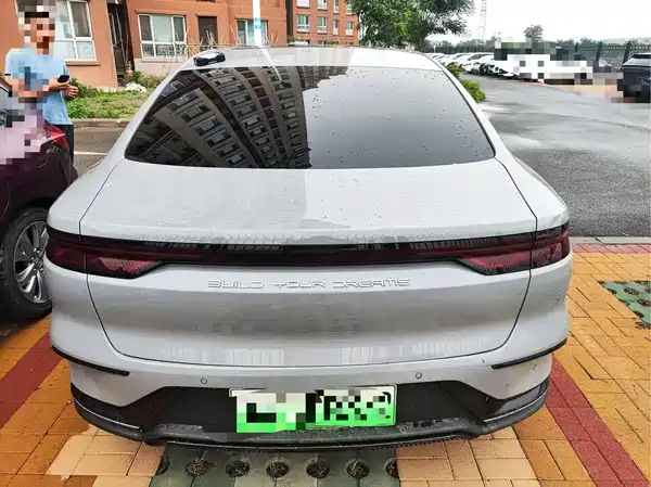 BYD Han 2025
