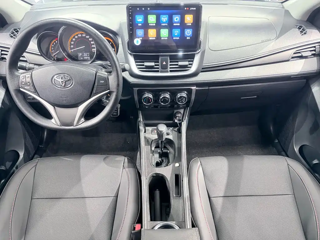 Toyota Yaris L 2022 — фото 7