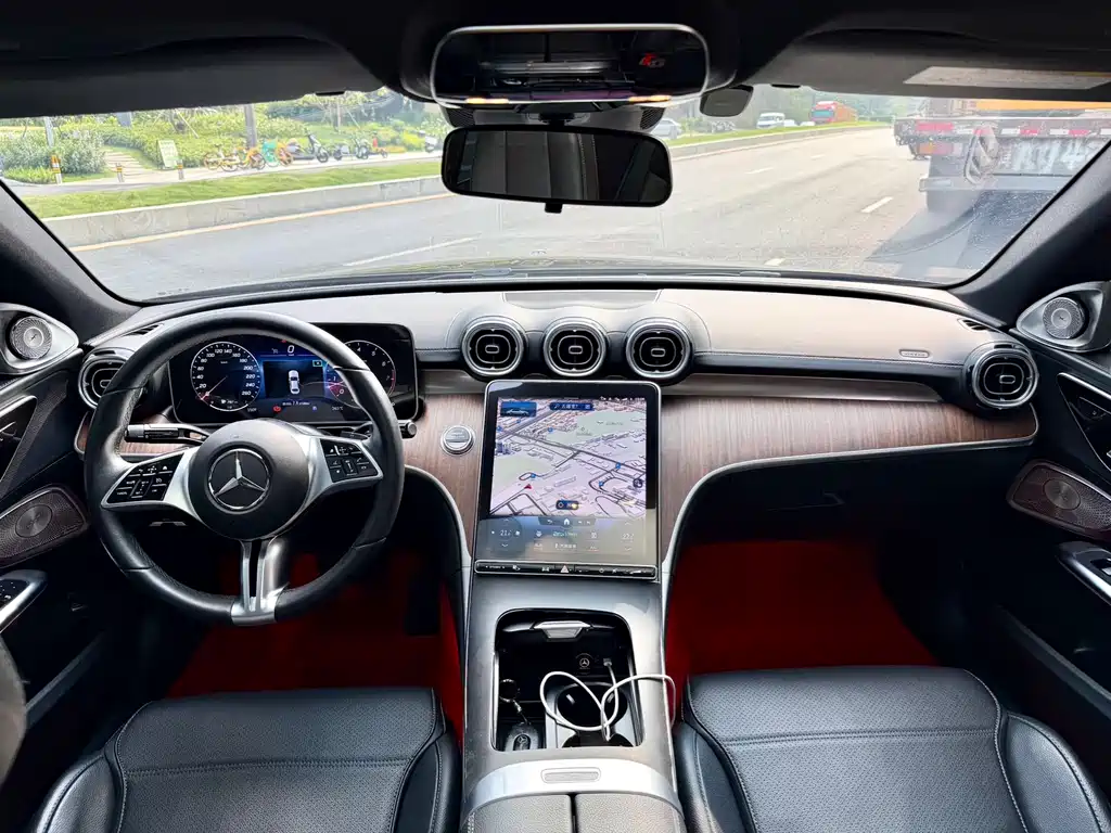Mercedes-Benz C-Class 2022 — фото 12