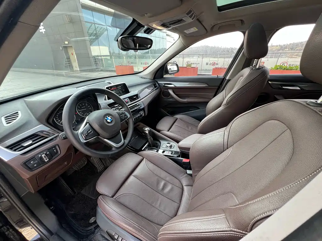 BMW X1 2018 — фото 16