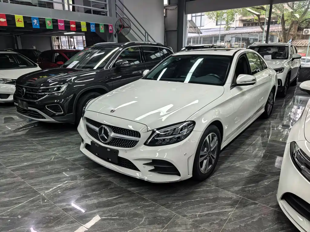 Mercedes-Benz C-Class 2020 — фото 1
