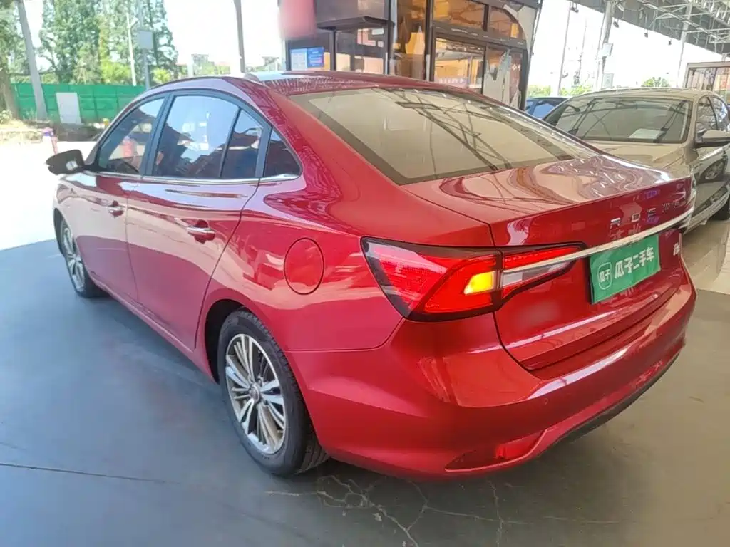 Roewe i5 2019