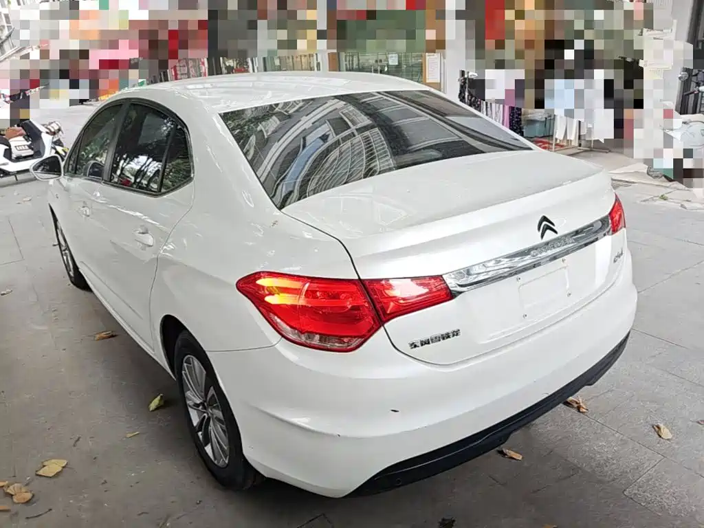 Citroen C4L 2015