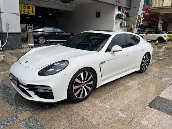 Porsche Panamera 2010