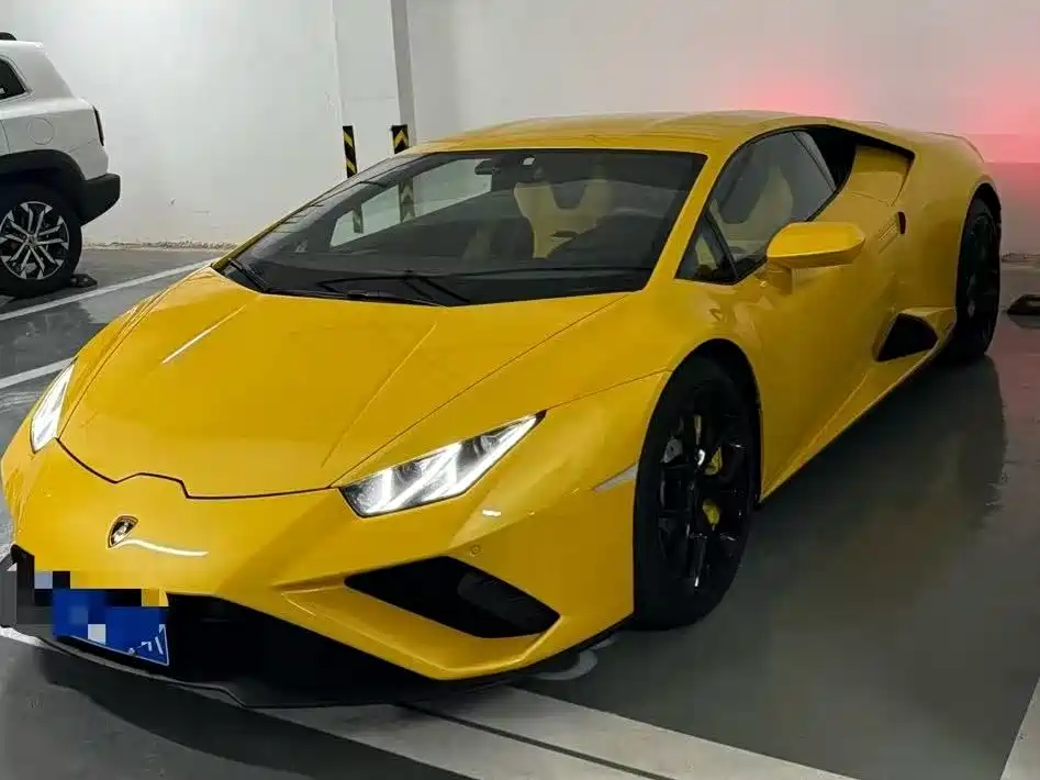 Lamborghini Huracán 2021