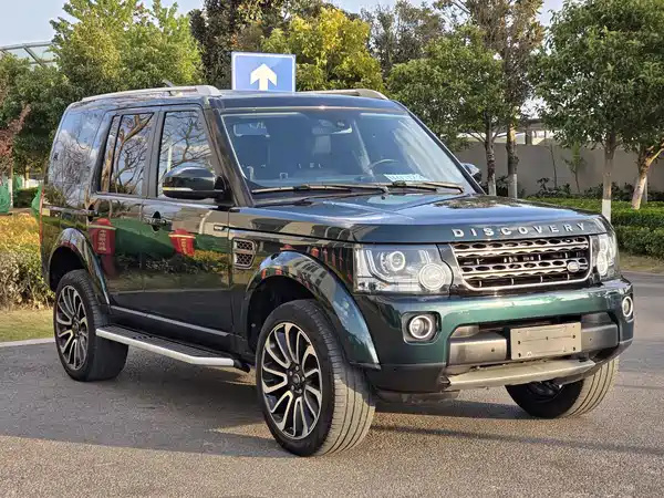 Land Rover Discovery 2015