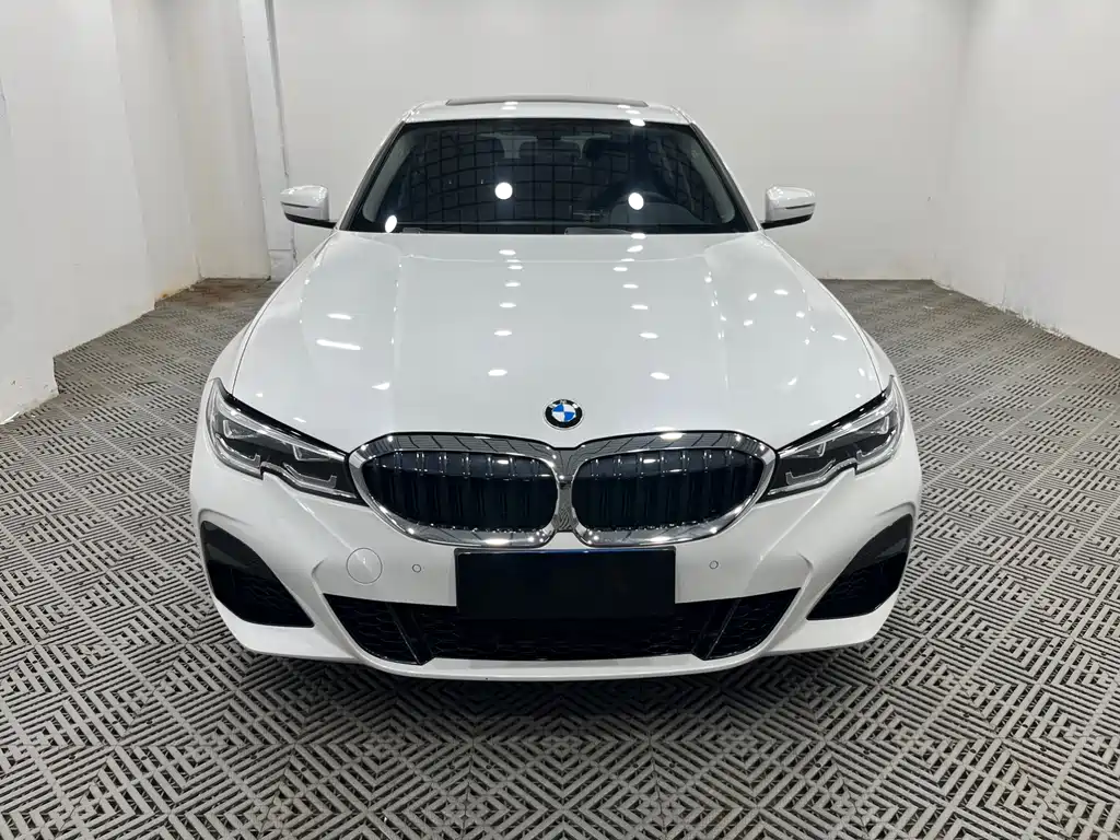 BMW 3 Series 2022